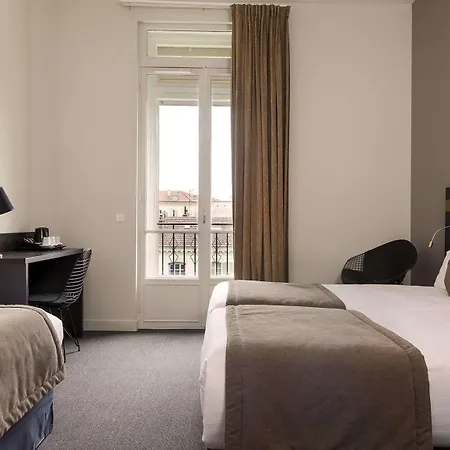 Отель La Malmaison Boutique 4*