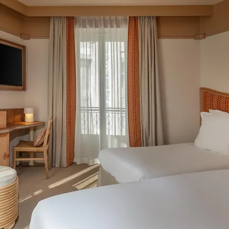 Отель La Malmaison Boutique 4*